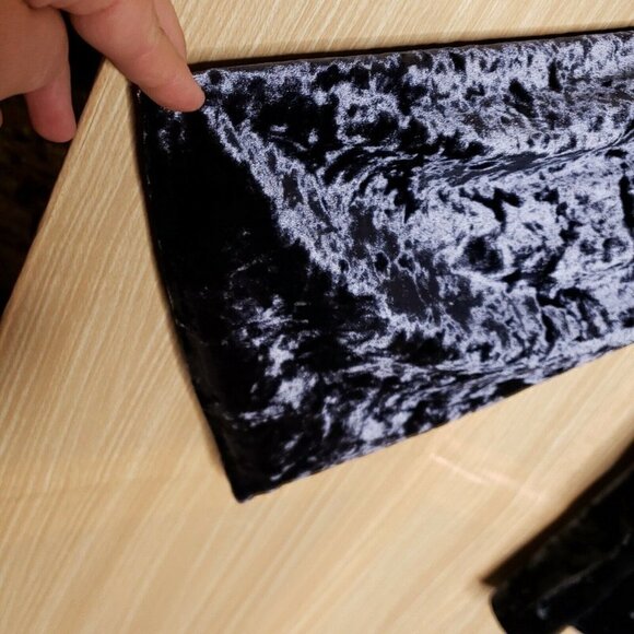 American Eagle Women's Blue Velvet Cold Shoulder Halter Neck Top Small - Picture 5 of 8